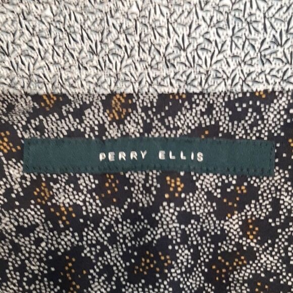 Perry Ellis Cotton Button Down - Picture 4 of 6